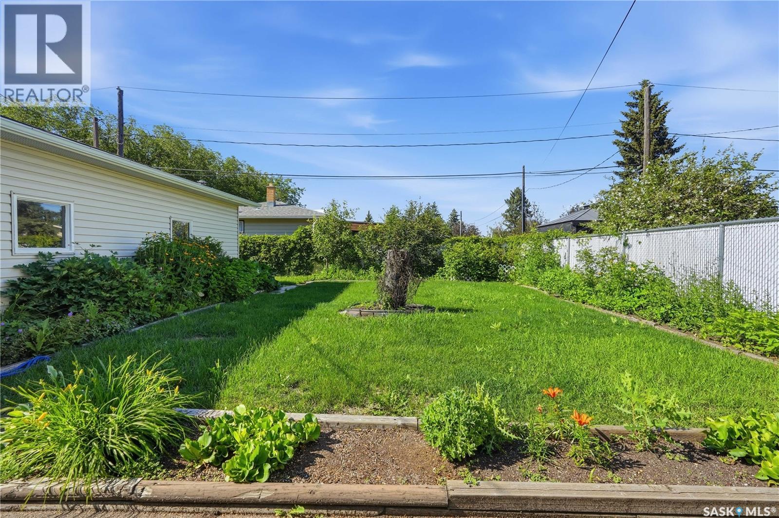 3326 4th Avenue N, Regina, Saskatchewan  S4R 0V6 - Photo 40 - SK041892