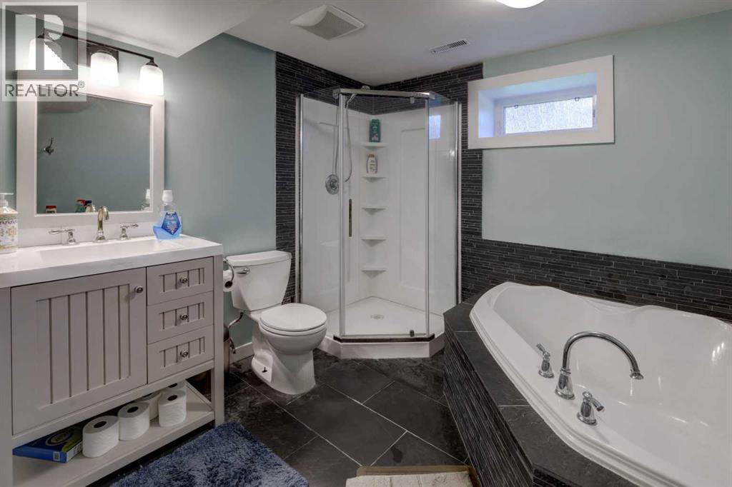 460 Parkridge Crescent SE, Calgary, Alberta  T2J 5A9 - Photo 27 - A2328069