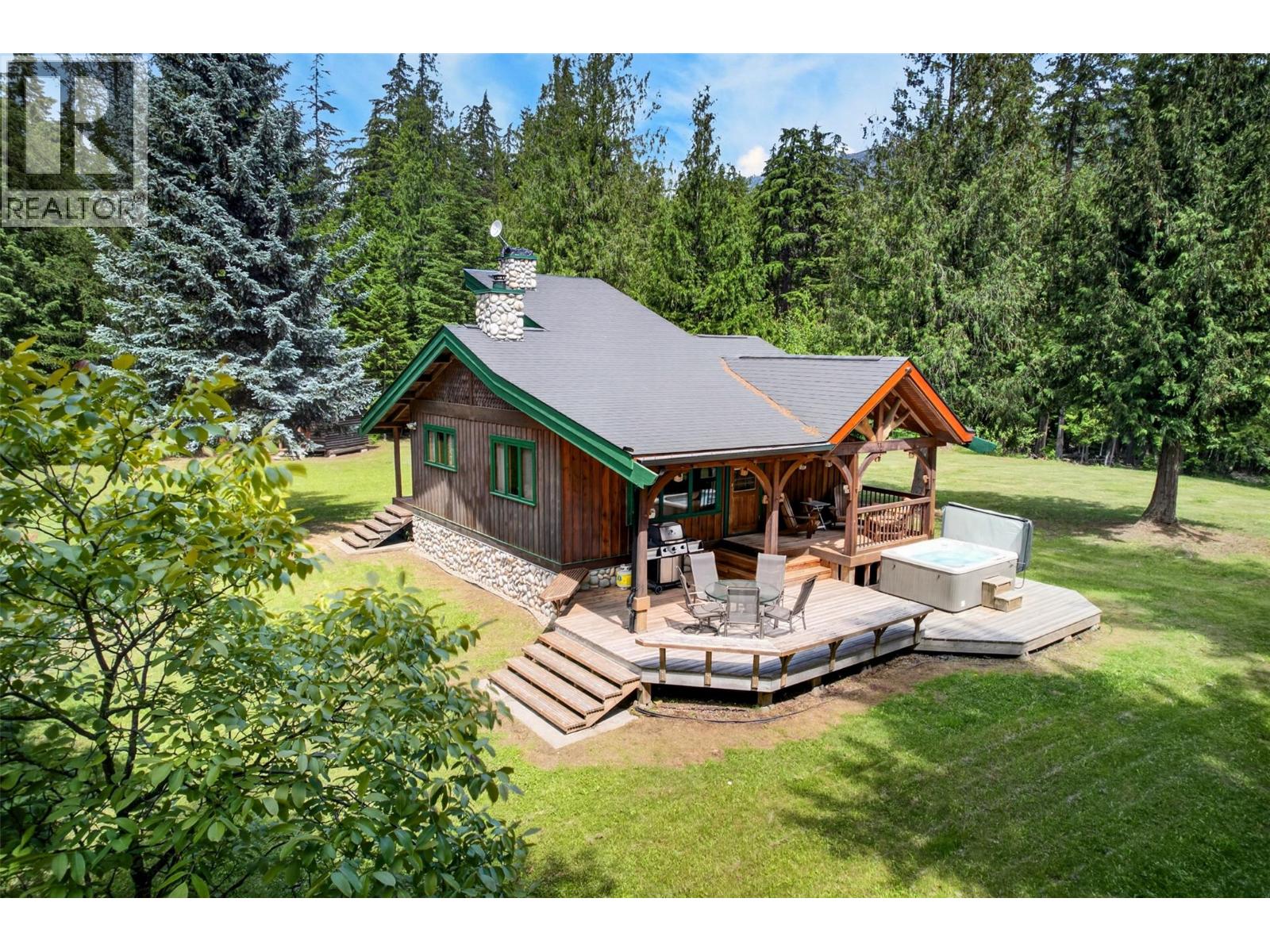 422 Howser Station Road, Howser, British Columbia V0G 1N0 - Photo 46 - 10392964