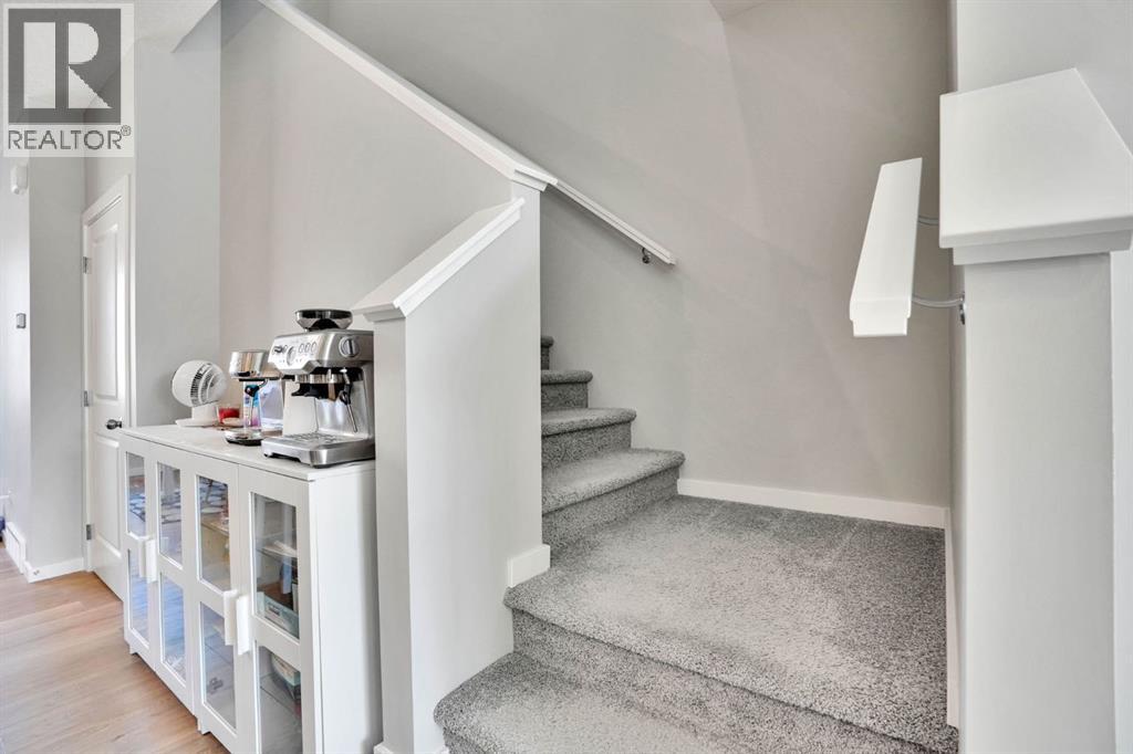 152 Belmont Way SW, Calgary, Alberta  T2X 5T4 - Photo 7 - A2333257