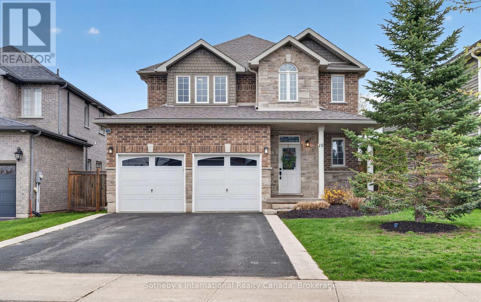 19 GARBUTT CRESCENT, collingwood, Ontario