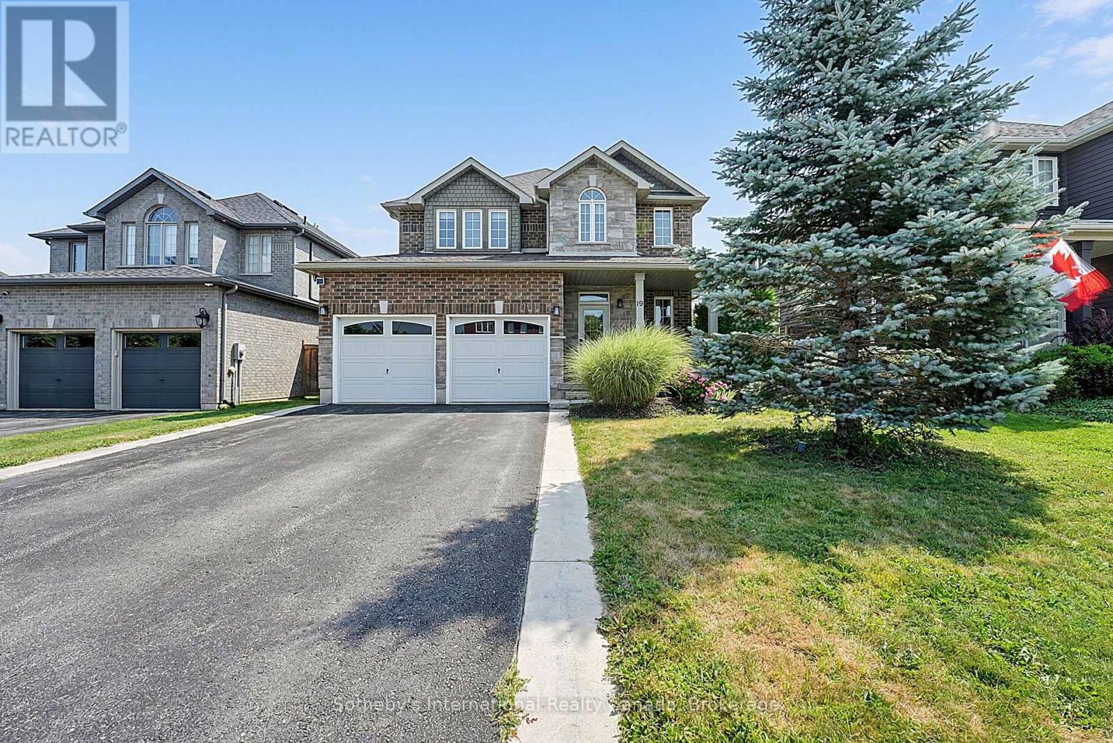 19 Garbutt Crescent, Collingwood, Ontario  L9Y 0H5 - Photo 2 - S13631072