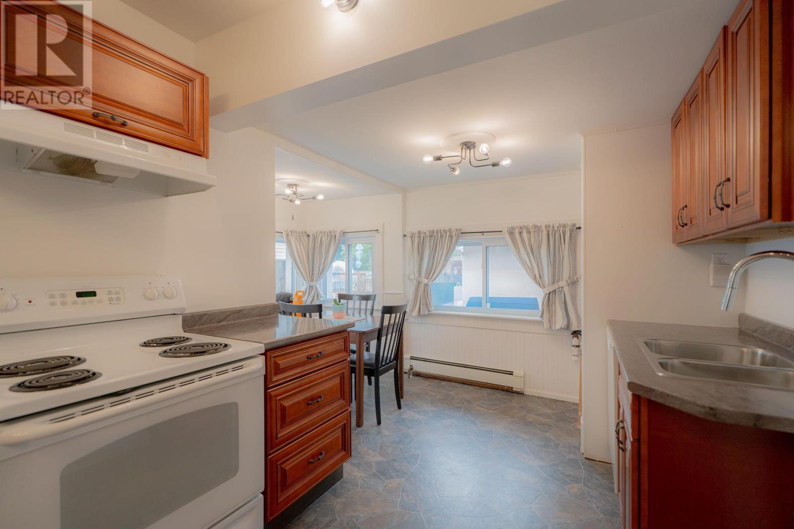 74 Melvin Ave, Thunder Bay, Ontario  P7A 7C4 - Photo 10 - TB2601998