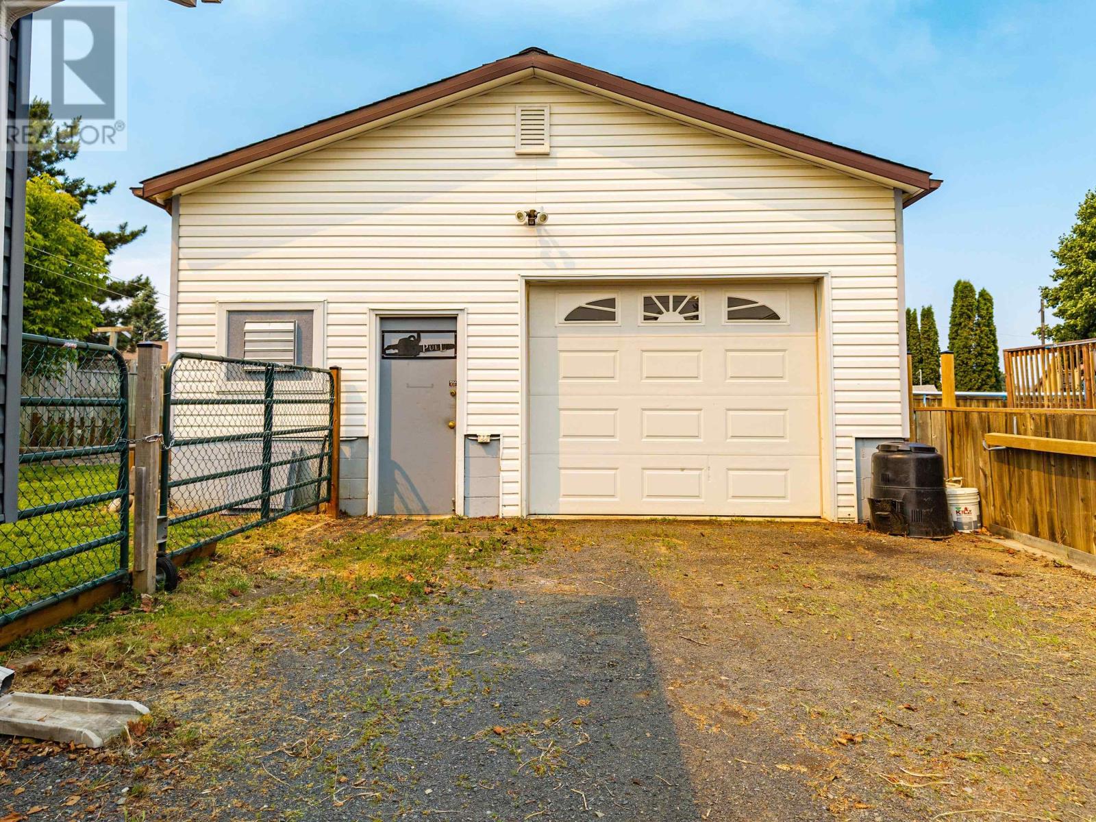 74 Melvin Ave, Thunder Bay, Ontario  P7A 7C4 - Photo 5 - TB2601998