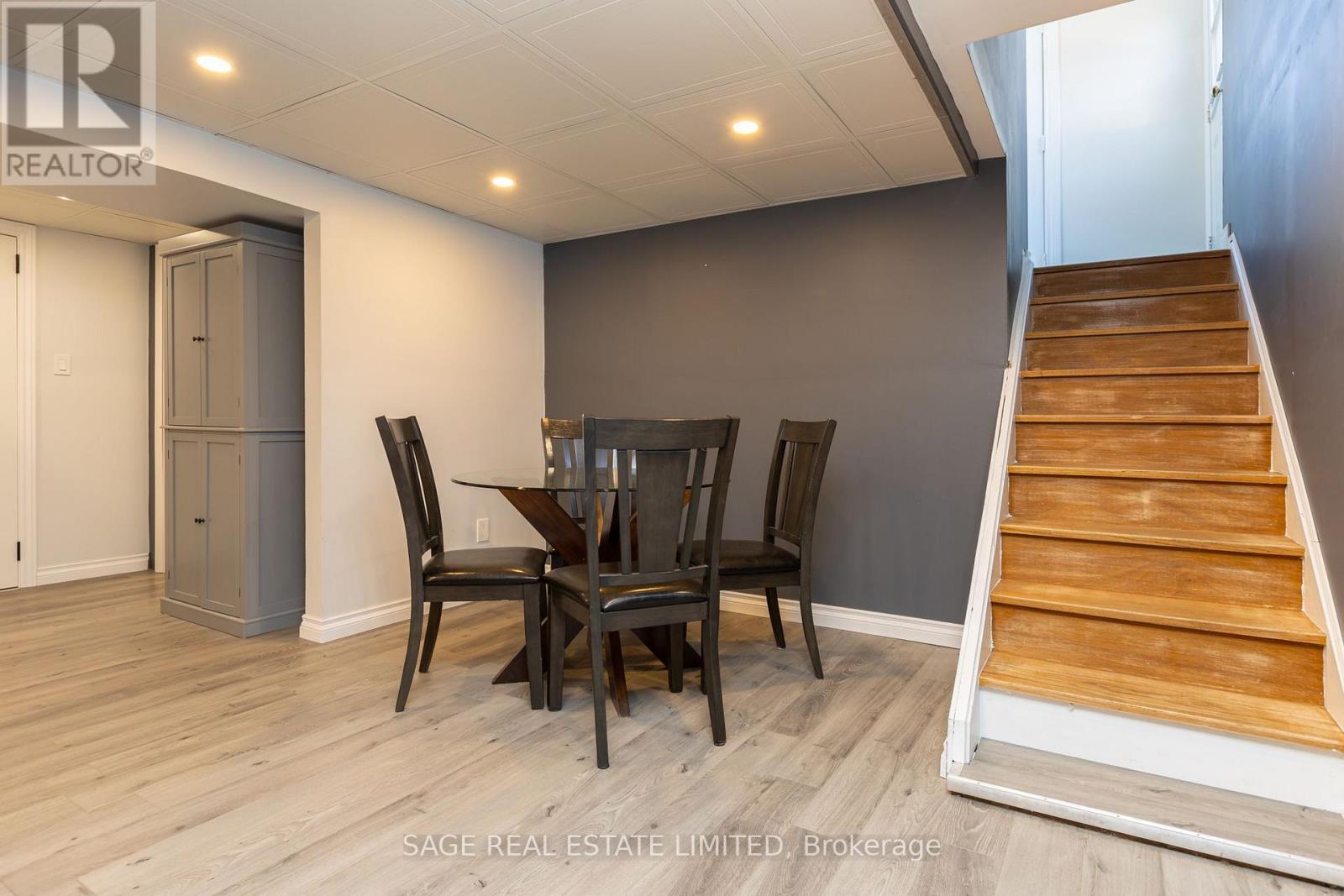 8 Lombardy Crescent, Toronto, Ontario  M1K 4N8 - Photo 22 - E13539750