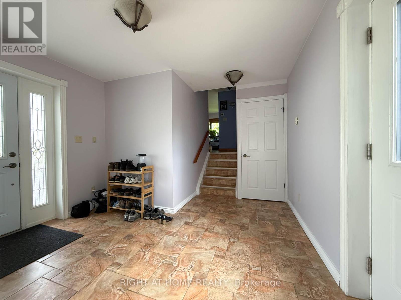 8192 Petrolia Line, Brooke-Alvinston, Ontario  N0N 1A0 - Photo 18 - X13631050