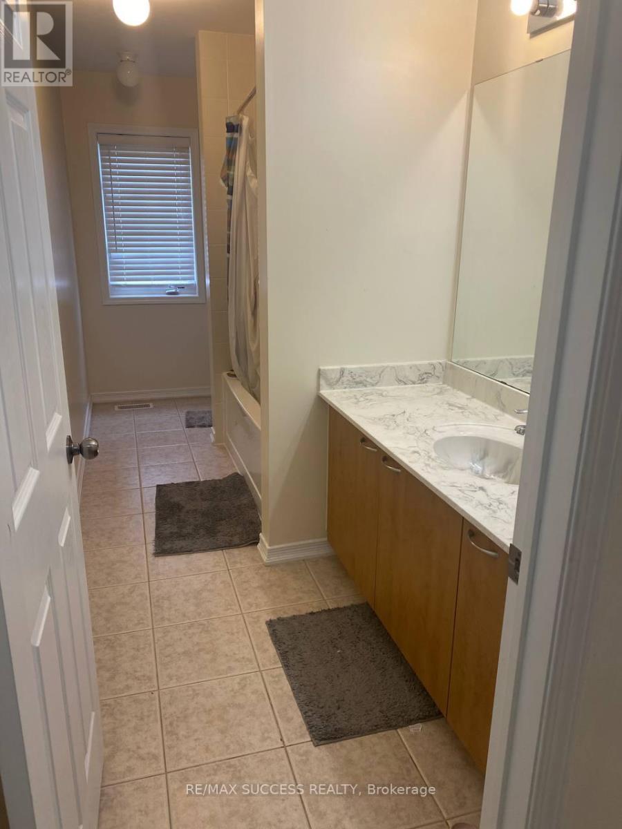 Main - 81 Lambert Crescent, Brantford, Ontario  N3T 0E9 - Photo 11 - X13528036