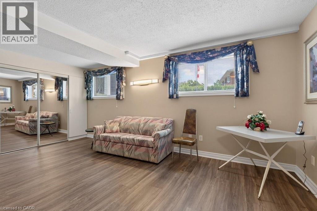 409 Mohawk Road W, Hamilton, Ontario  L9C 1W5 - Photo 26 - 40844134