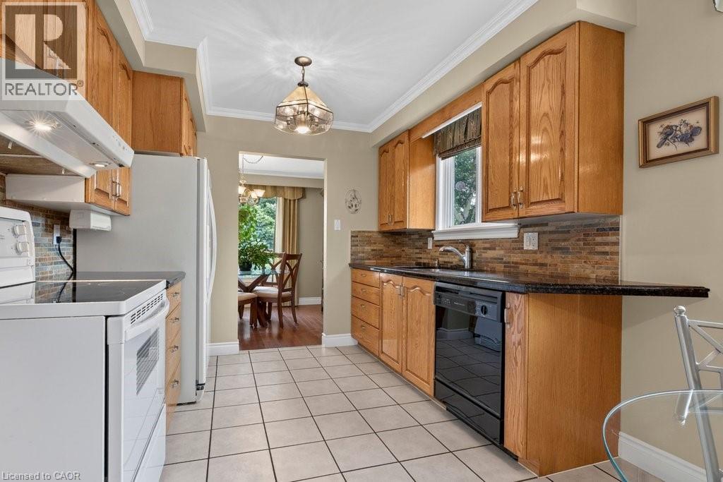 409 Mohawk Road W, Hamilton, Ontario  L9C 1W5 - Photo 15 - 40844134