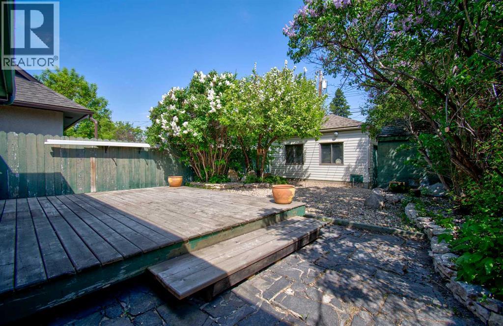 294 Southampton Drive SW, Calgary, Alberta  T2W 0V8 - Photo 37 - A2310918