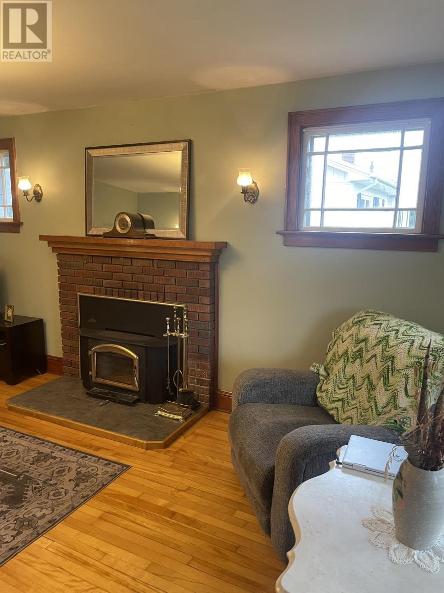 11 Belle Avenue, Souris, Prince Edward Island  C0A 2B0 - Photo 9 - 202619273