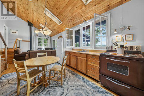 406 Mazinaw Lake Road, Addington Highlands, Ontario  K0K 1H0 - Photo 16 - X13631158