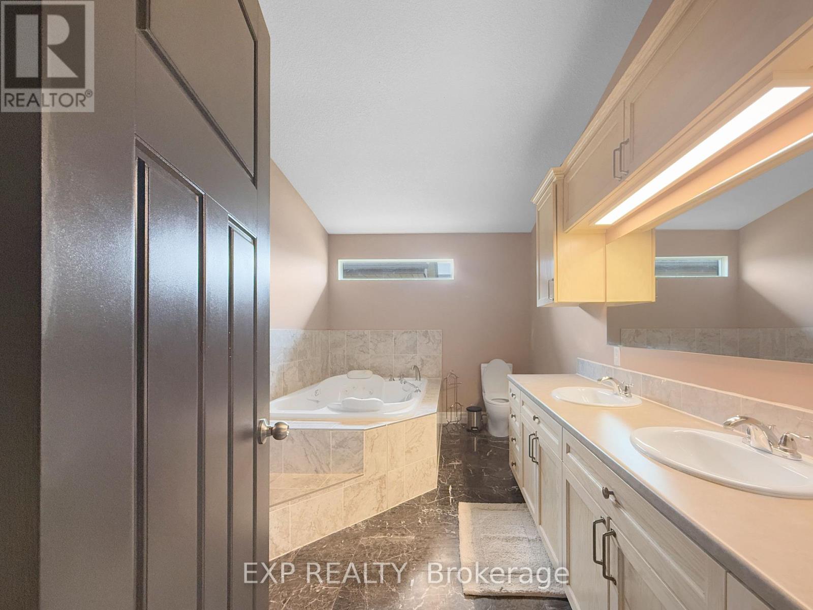 17 Greenfield Court, London South, Ontario  N6E 1K9 - Photo 15 - X13631160