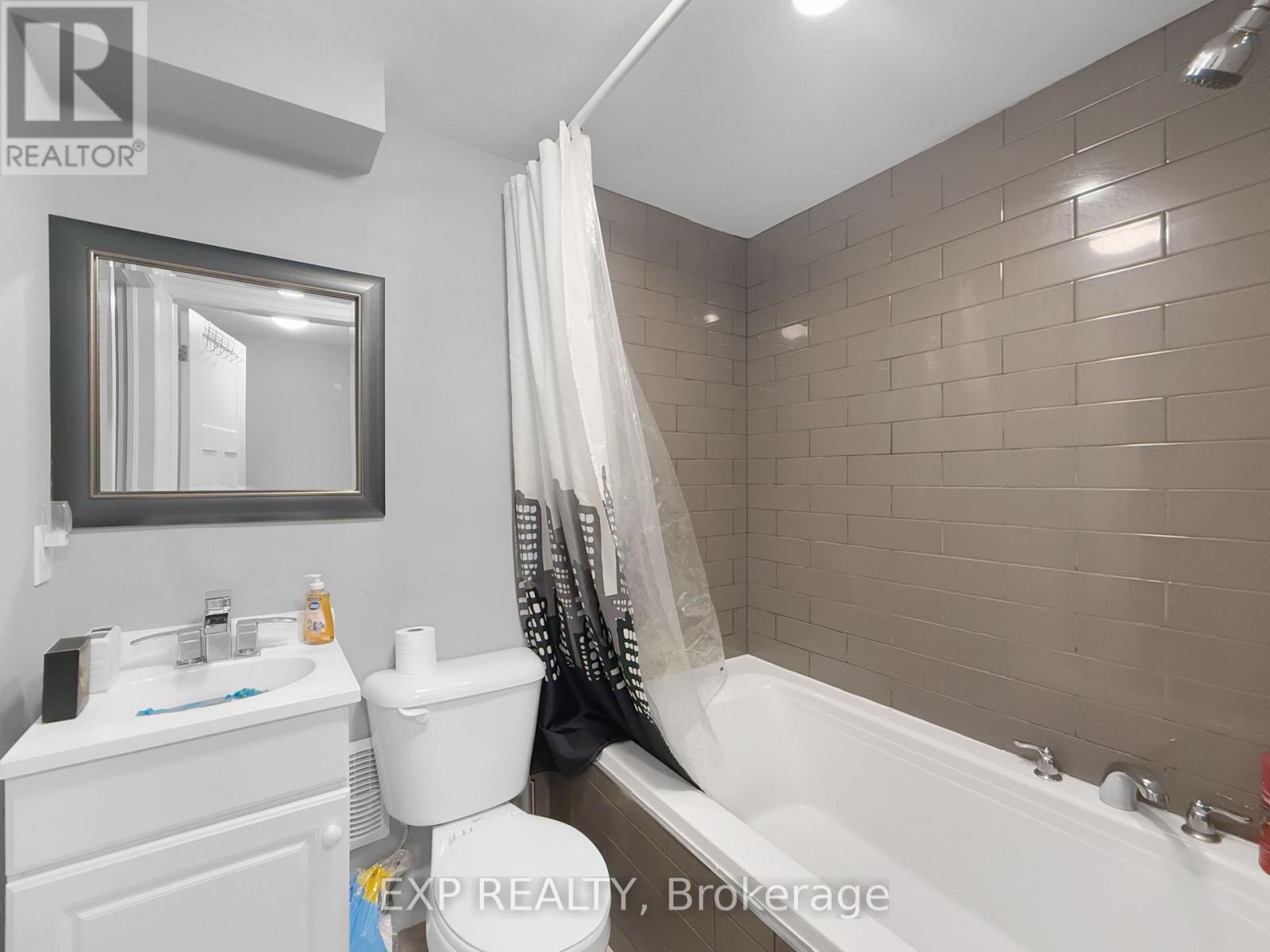 17 Greenfield Court, London South, Ontario  N6E 1K9 - Photo 20 - X13631160