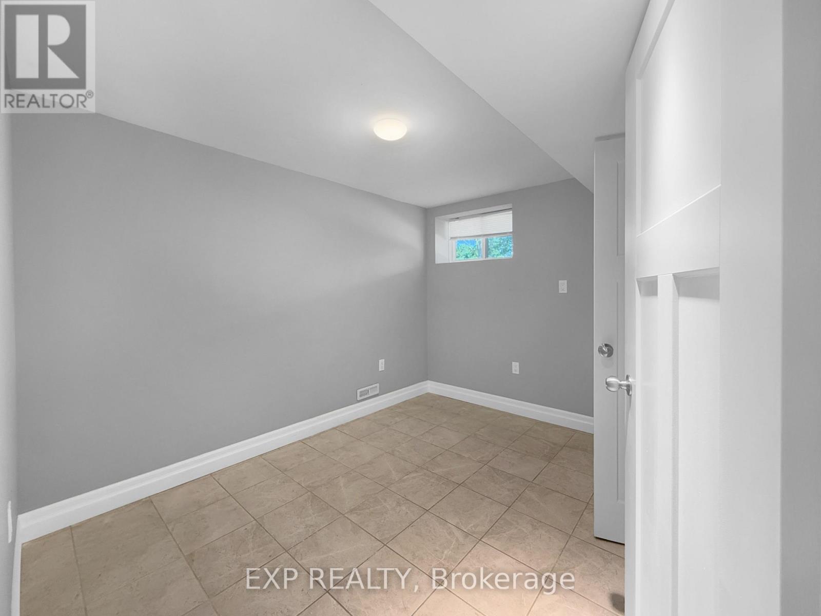 17 Greenfield Court, London South, Ontario  N6E 1K9 - Photo 24 - X13631160