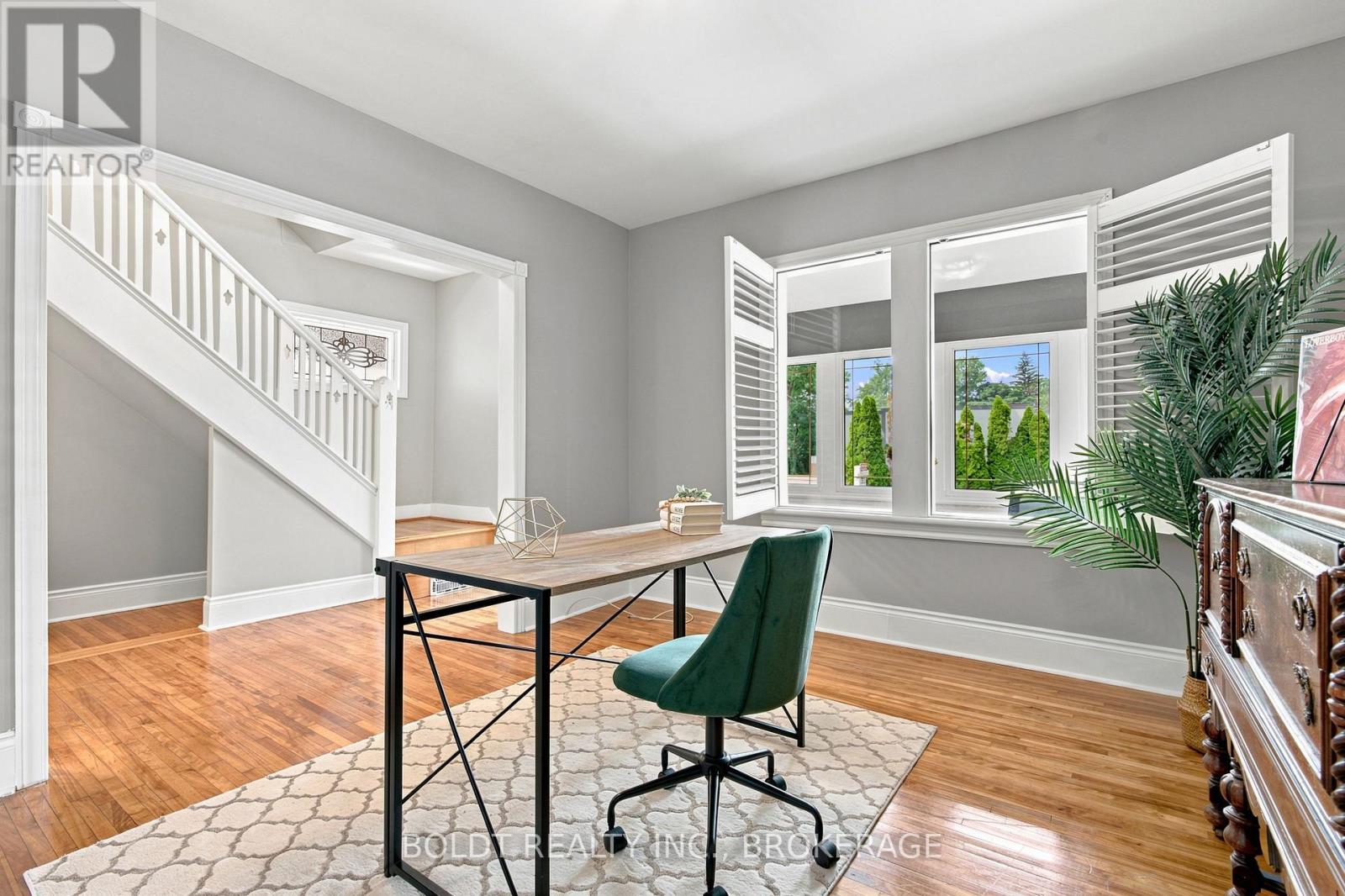 42 Thomas Street, St. Catharines, Ontario  L2R 6L9 - Photo 10 - X13631164