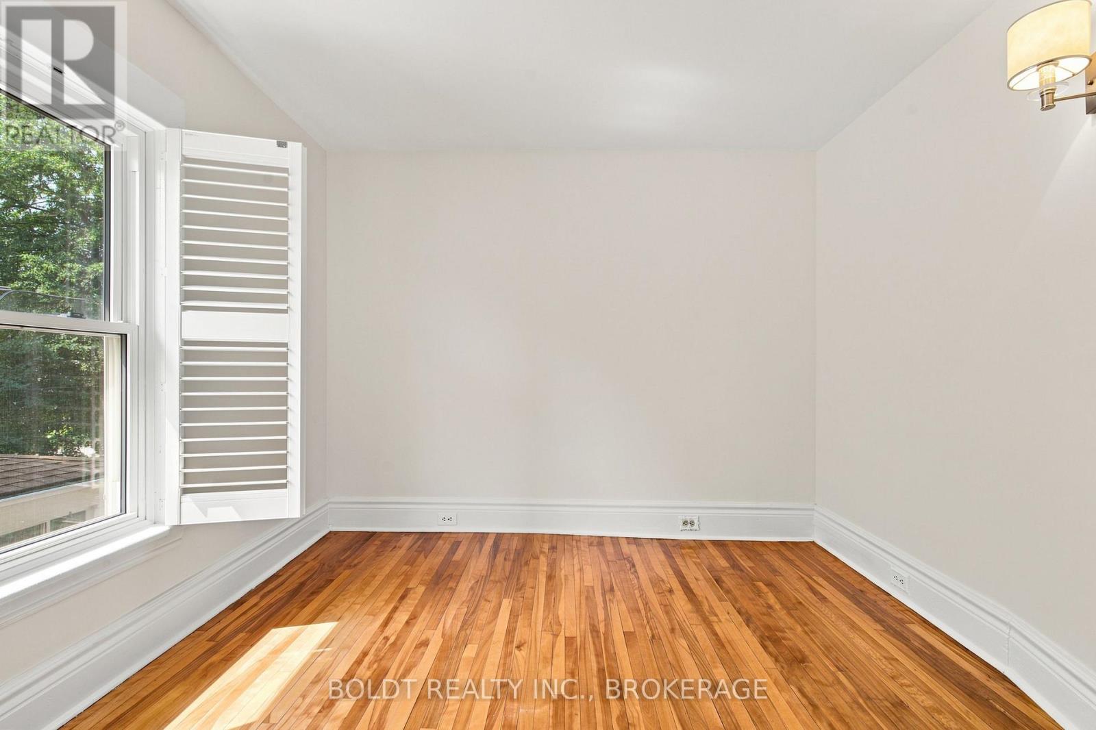 42 Thomas Street, St. Catharines, Ontario  L2R 6L9 - Photo 25 - X13631164