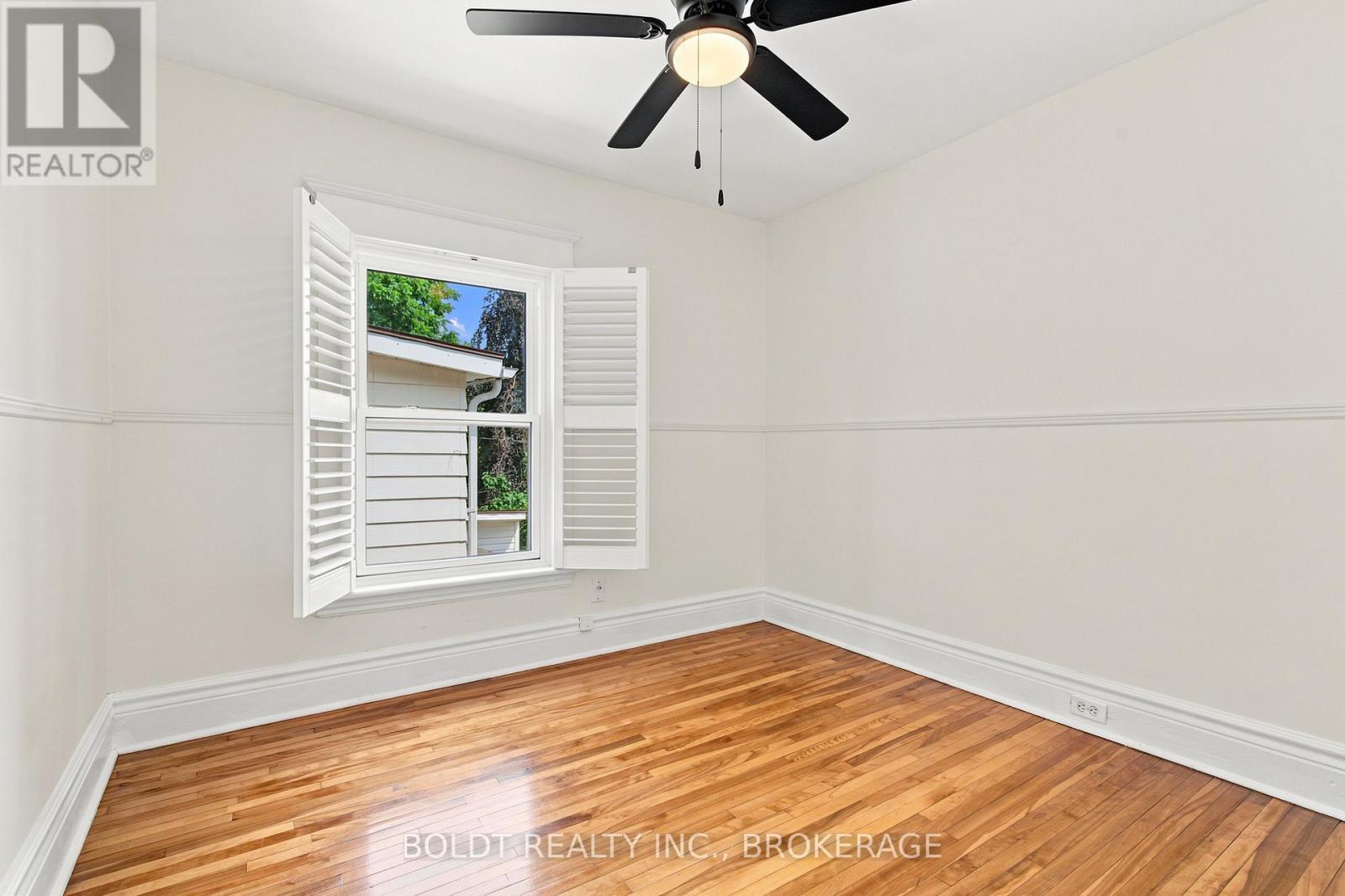 42 Thomas Street, St. Catharines, Ontario  L2R 6L9 - Photo 26 - X13631164