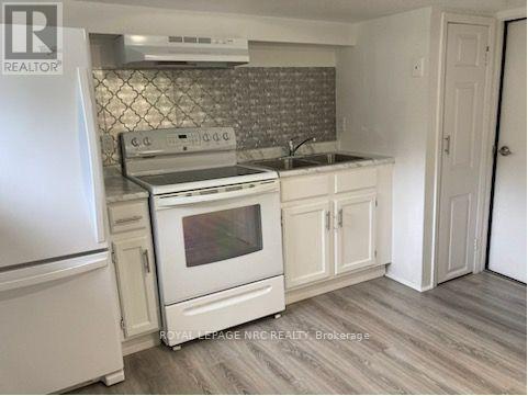 5751 Leonard Avenue, Niagara Falls, Ontario  L2G 4R4 - Photo 15 - X13631168