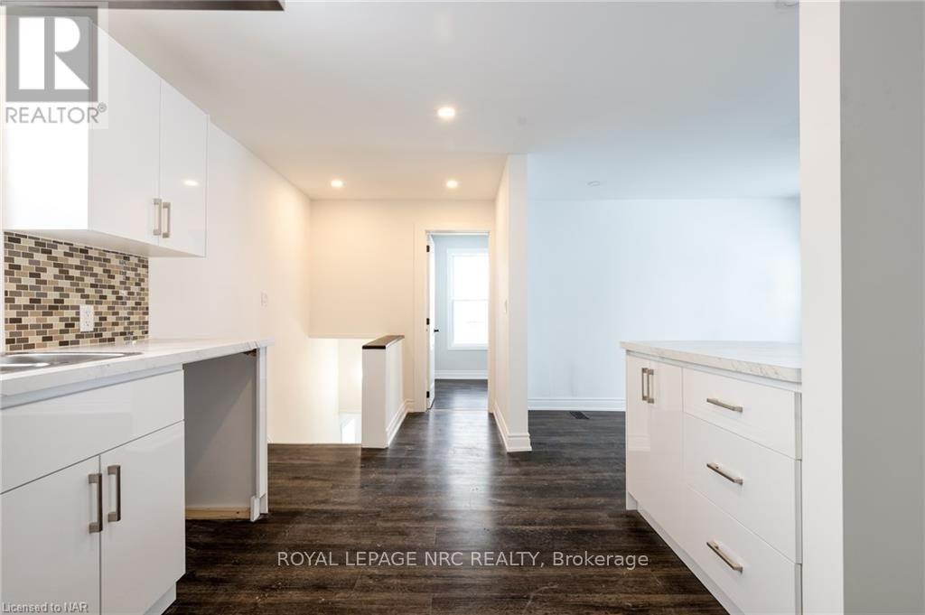 5751 Leonard Avenue, Niagara Falls, Ontario  L2G 4R4 - Photo 4 - X13631168