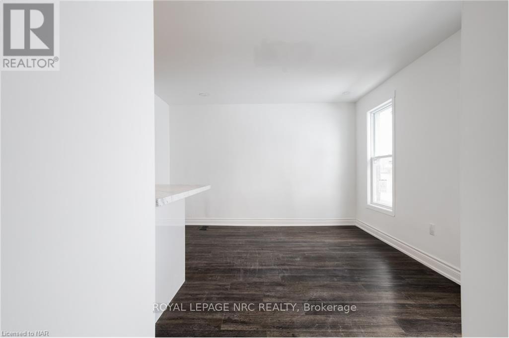 5751 Leonard Avenue, Niagara Falls, Ontario  L2G 4R4 - Photo 7 - X13631168