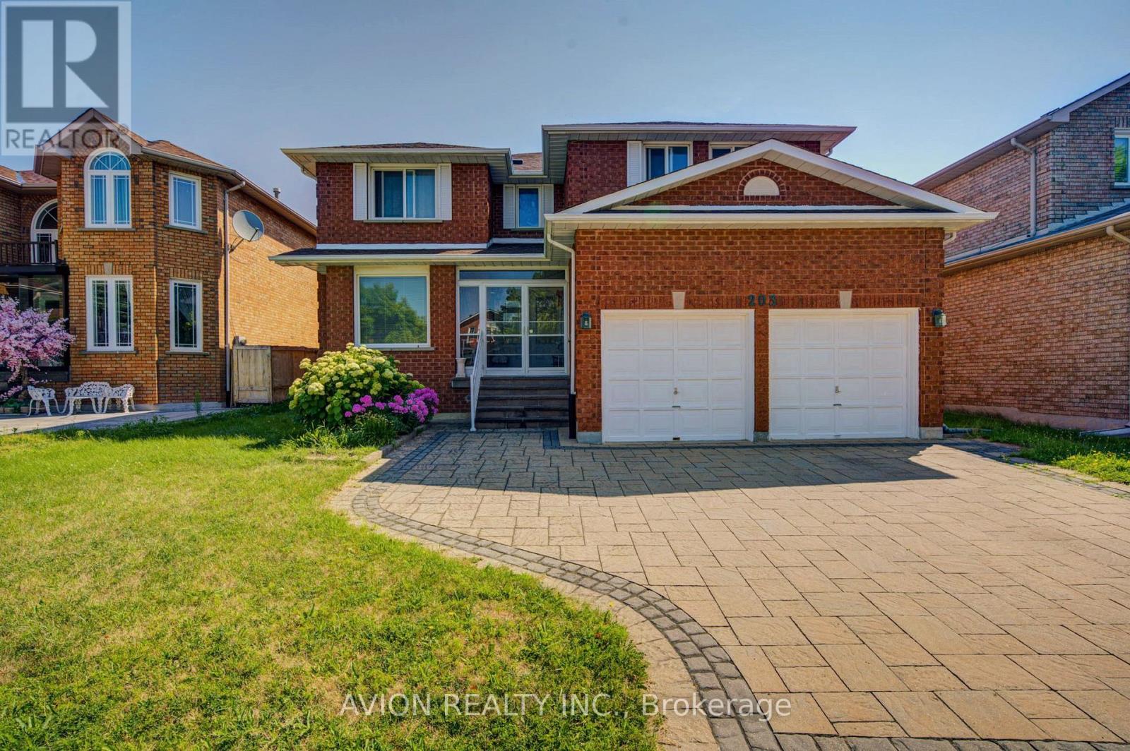 203 VALLEYMEDE DRIVE, Richmond Hill, Ontario