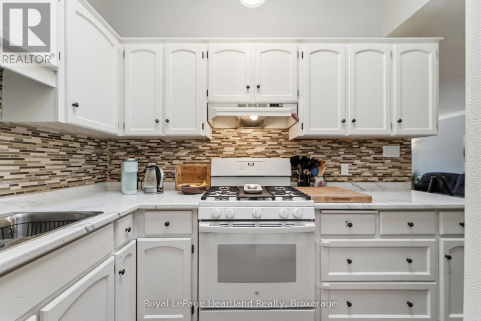 54 Coleman Street, Huron East, Ontario  N0M 1L0 - Photo 10 - X13631156