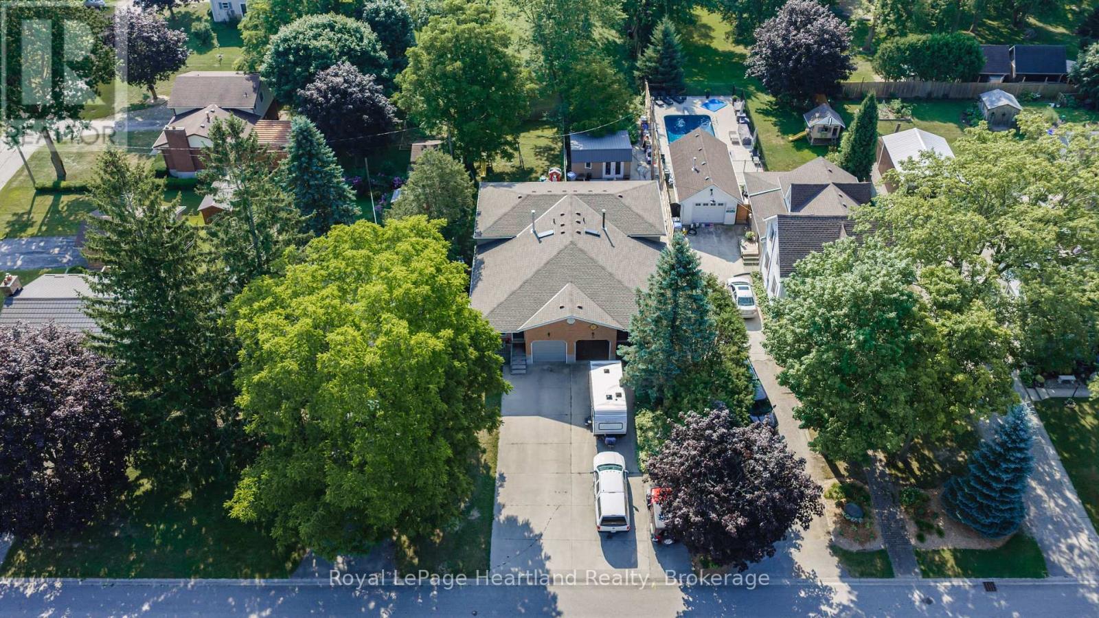 54 Coleman Street, Huron East, Ontario  N0M 1L0 - Photo 2 - X13631156