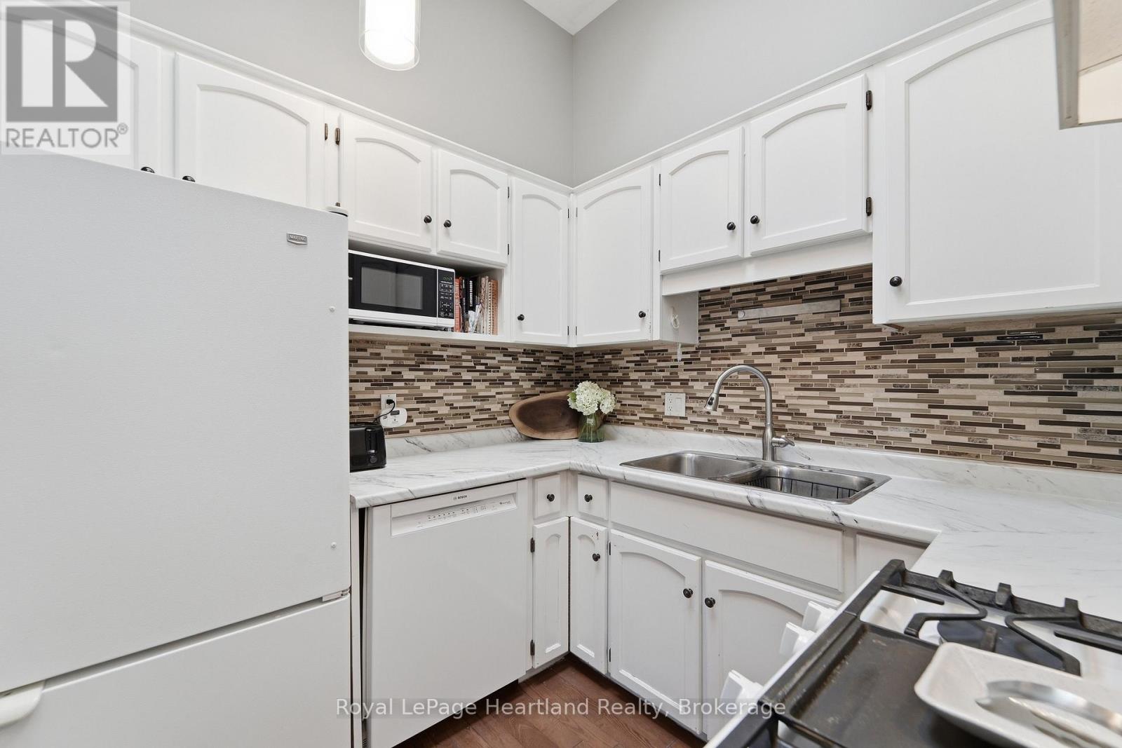 54 Coleman Street, Huron East, Ontario  N0M 1L0 - Photo 9 - X13631156