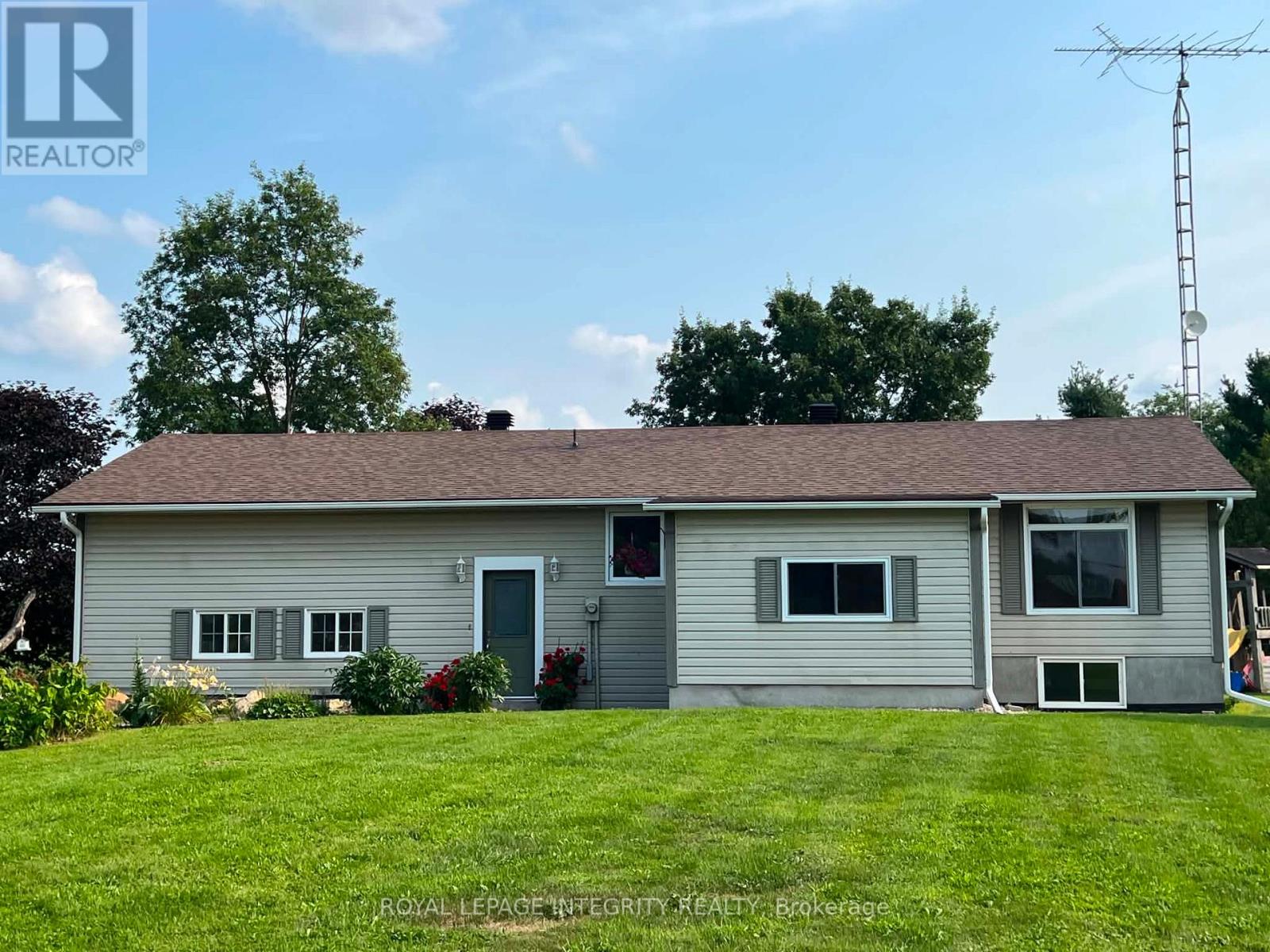 677 Bowes Side Road, Tay Valley, Ontario  K7H 3C6 - Photo 3 - X13165026