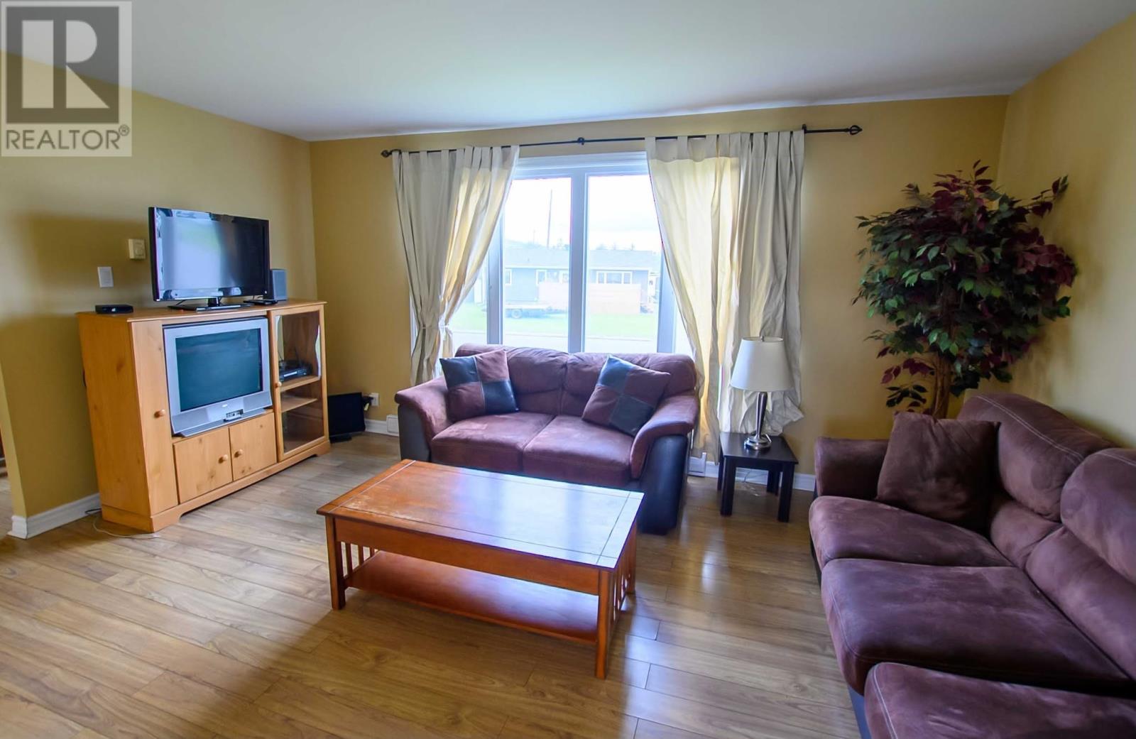 908 Tamarck Drive, Labrador City — photo 20