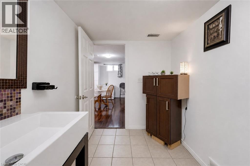193 Westheights Drive, Kitchener, Ontario  N2N 1K2 - Photo 37 - 40850333