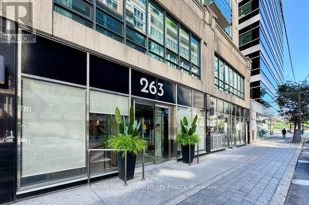 903 - 263 WELLINGTON STREET W, Toronto, Ontario