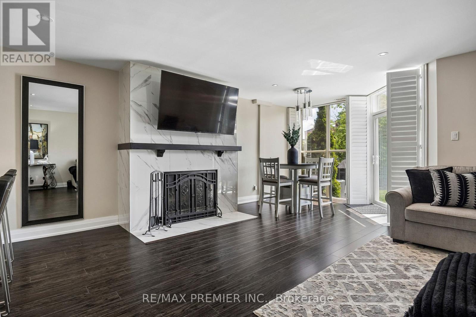 8 - 100 Arbors Lane, Vaughan, Ontario L4L 7G4 - Photo 2 - N13417548