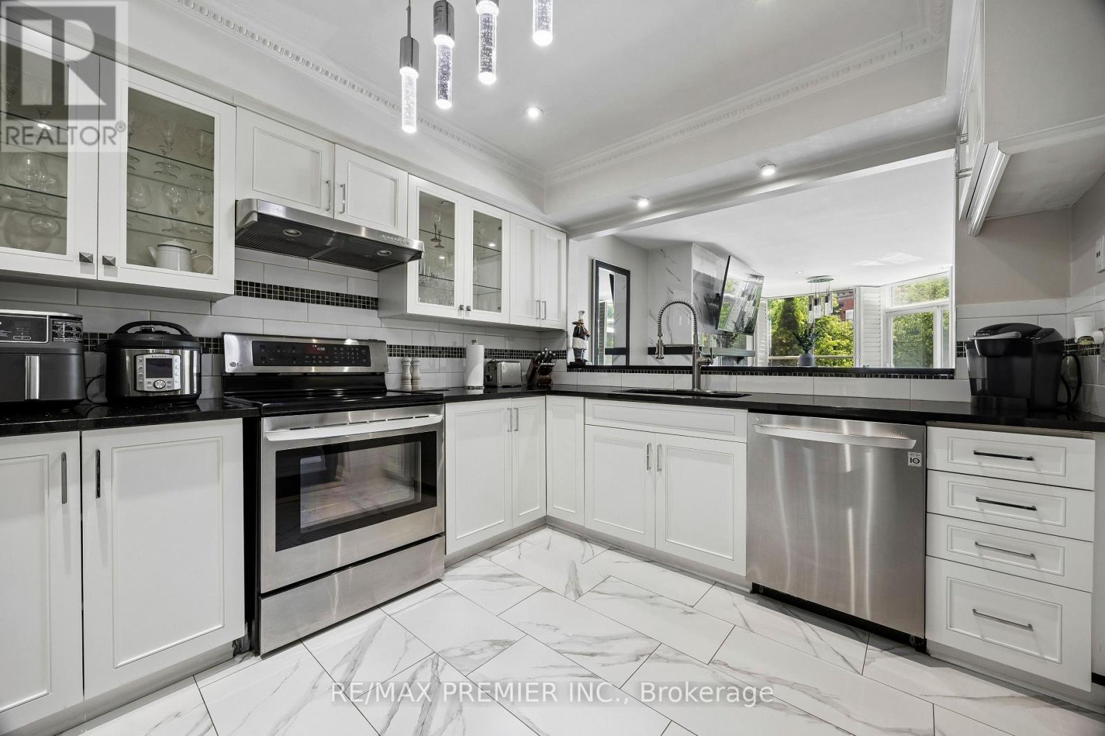 8 - 100 Arbors Lane, Vaughan, Ontario L4L 7G4 - Photo 8 - N13417548