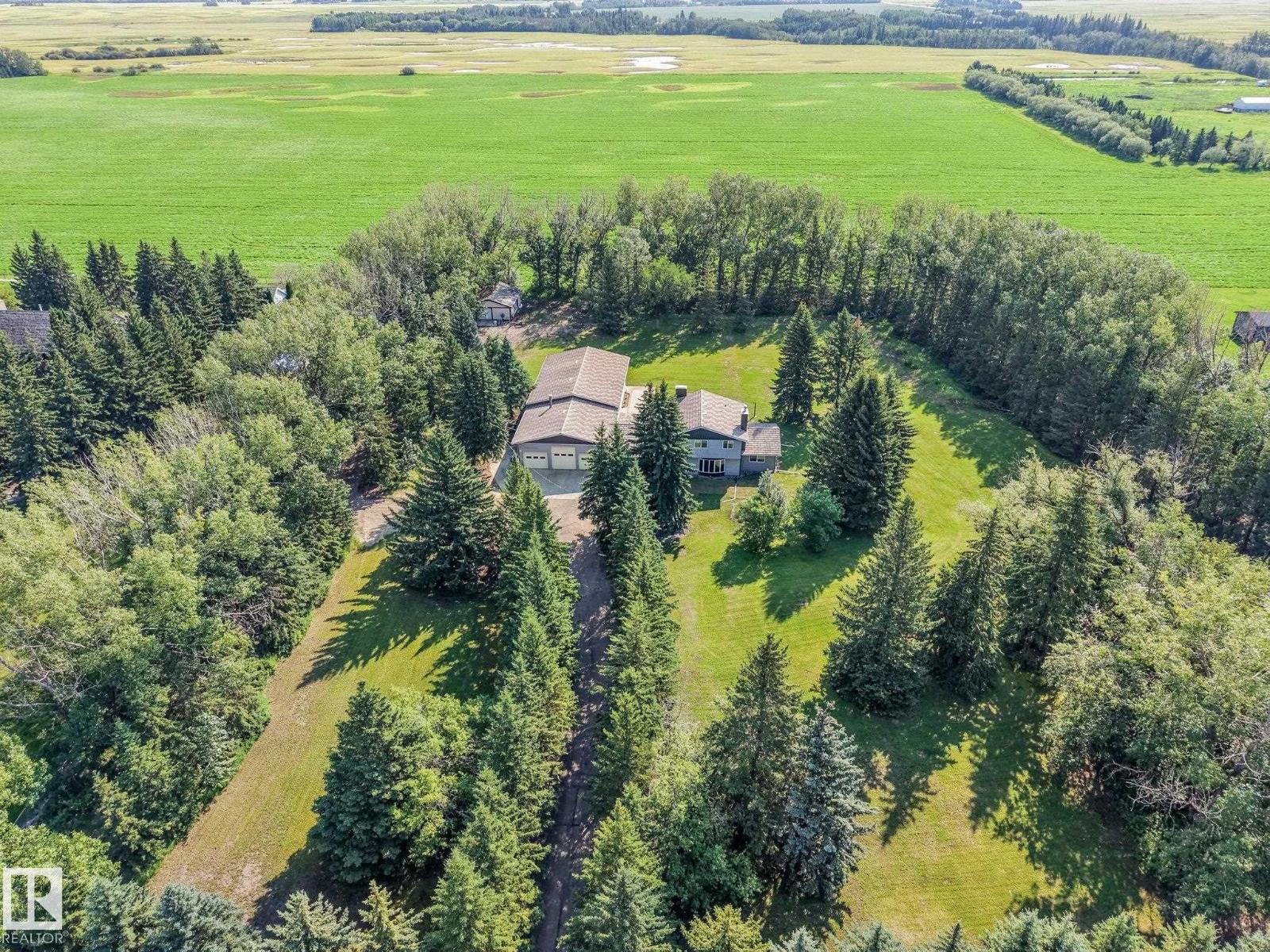 #50 50202 RGE RD 244, rural leduc county, Alberta