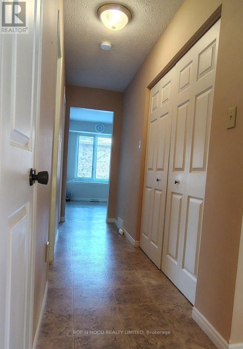 Unit 11 - 21 Earl Drive, Chatham-Kent, Ontario  N7M 6E6 - Photo 33 - X12946986