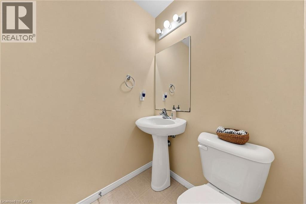 110 Activa Avenue Unit# A5, Kitchener, Ontario N2E 4K4 - Photo 16 - 40845508