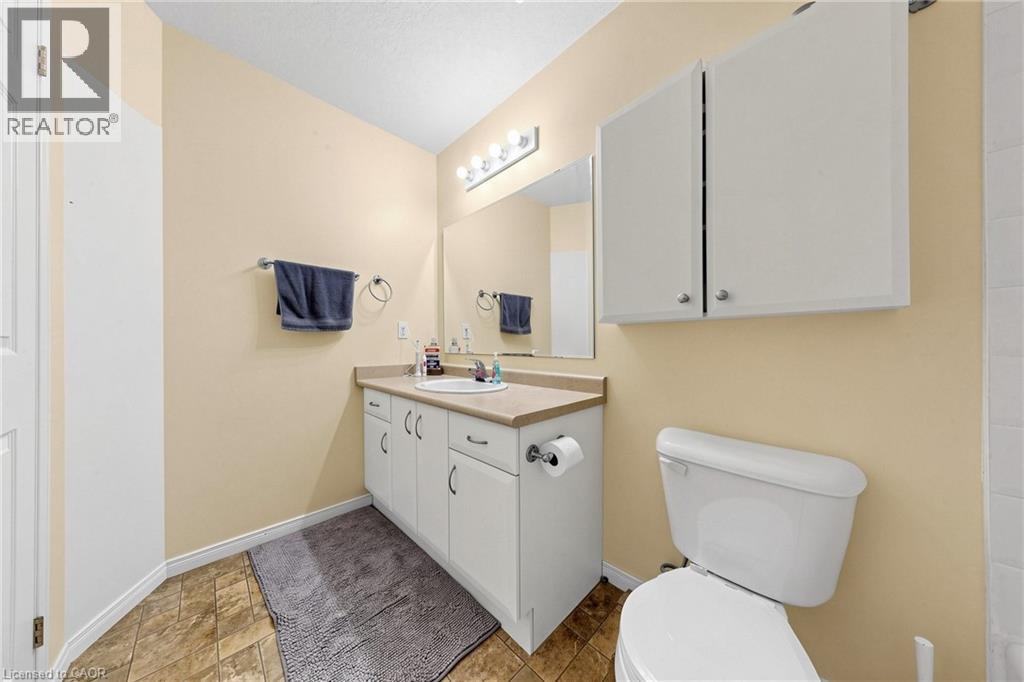 110 Activa Avenue Unit# A5, Kitchener, Ontario N2E 4K4 - Photo 31 - 40845508