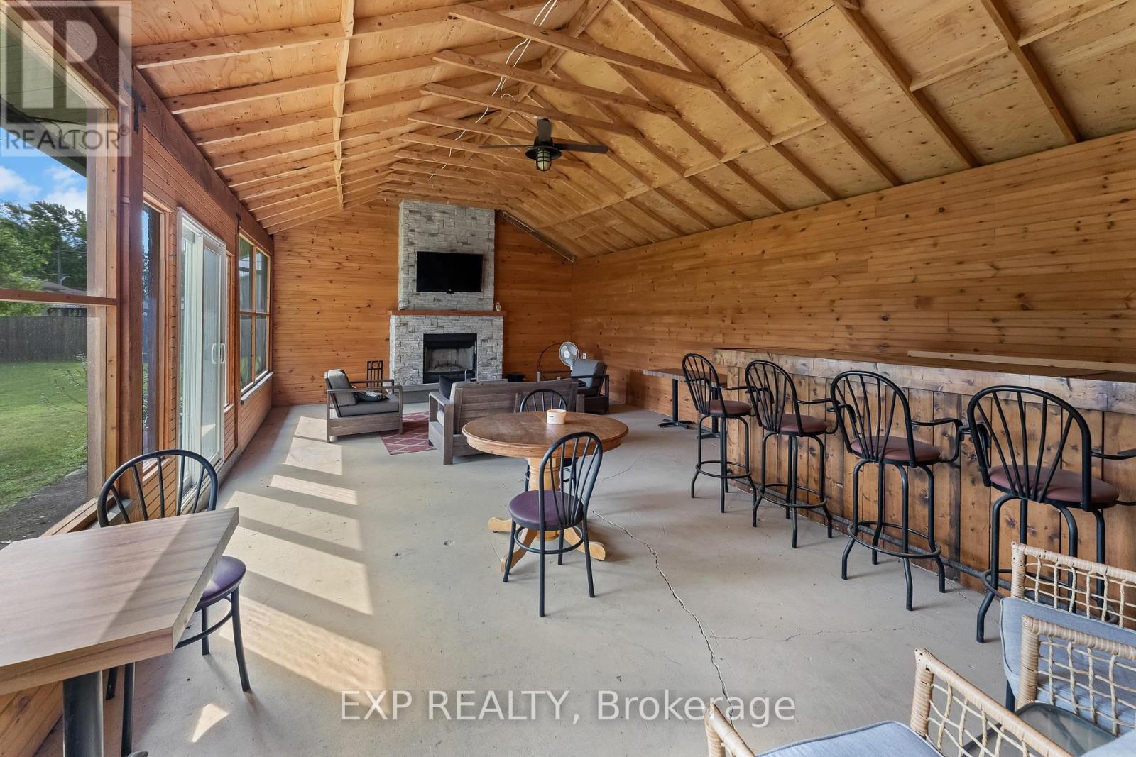 3938 Main Street, Niagara Falls, Ontario  L2G 6B6 - Photo 6 - X13631246