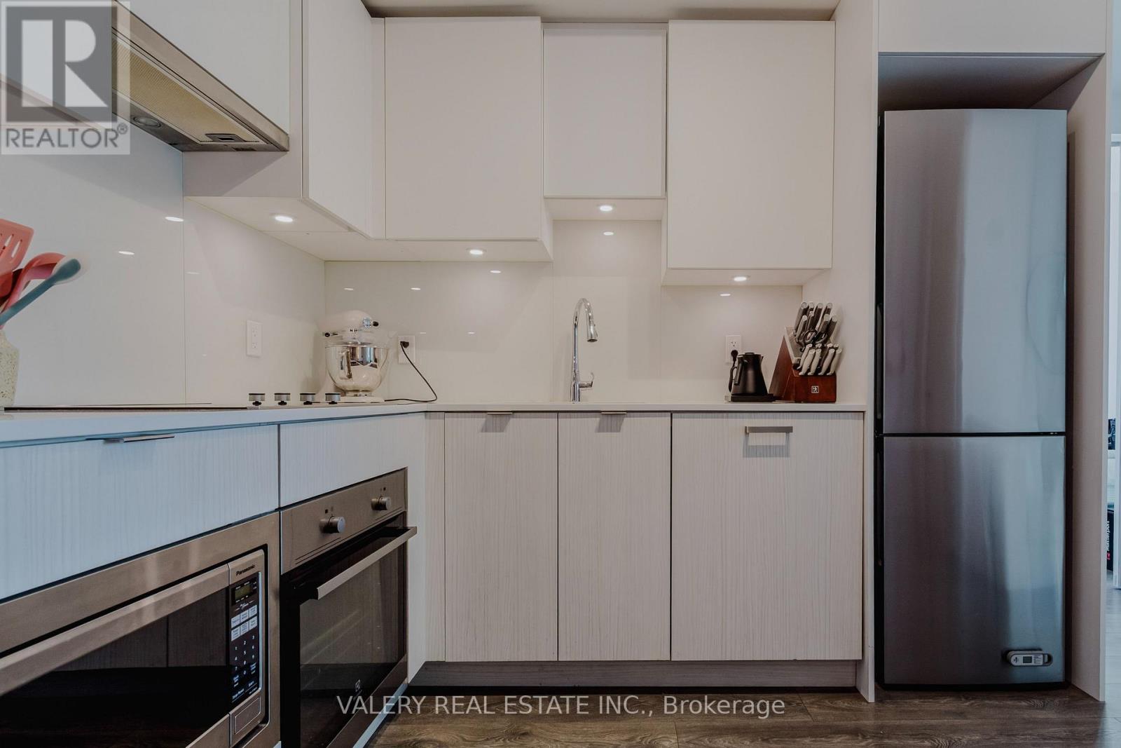 712 - 195 Redpath Avenue, Toronto, Ontario  M4P 0E4 - Photo 12 - C13631248