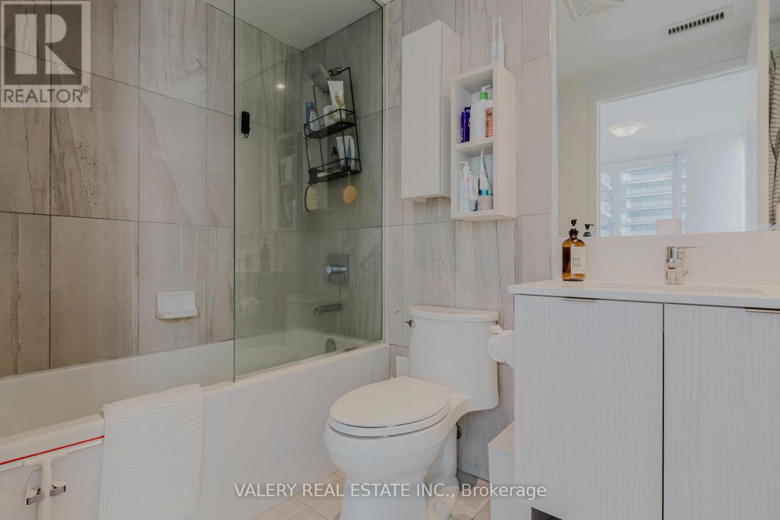 712 - 195 Redpath Avenue, Toronto, Ontario  M4P 0E4 - Photo 4 - C13631248