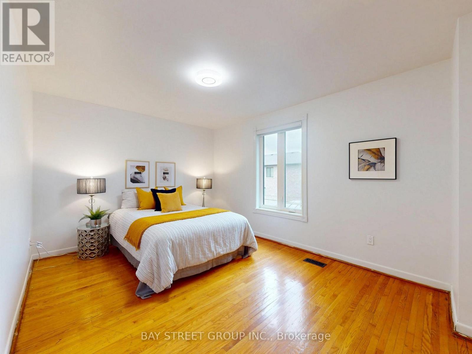 6 Moira Avenue, Toronto, Ontario  M1K 1B6 - Photo 22 - E13631268