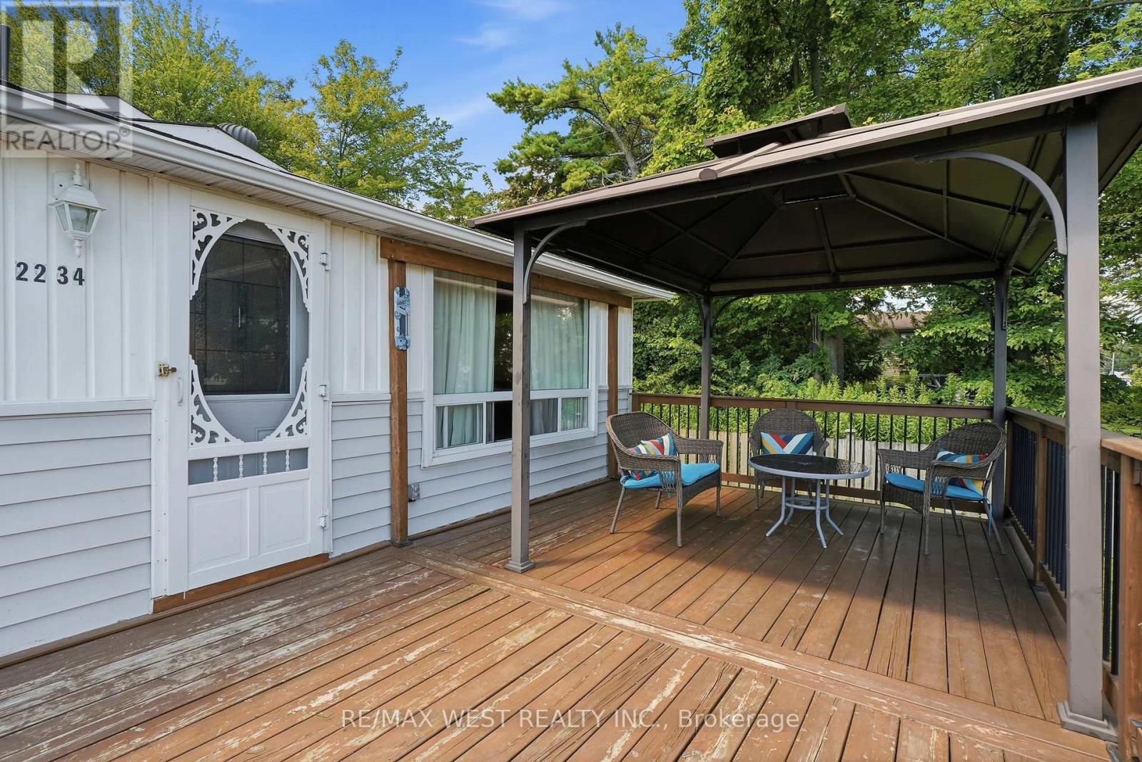 2234 Crystal Beach Road, Innisfil, Ontario  L9S 3W9 - Photo 4 - N13631286