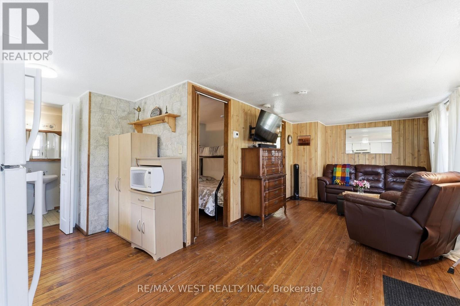 2234 Crystal Beach Road, Innisfil, Ontario  L9S 3W9 - Photo 6 - N13631286