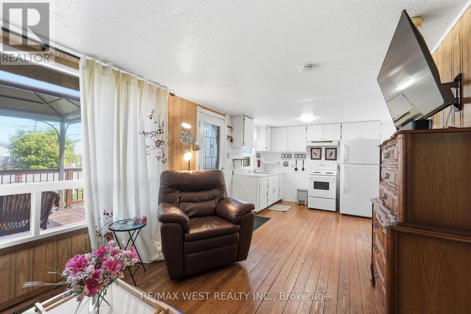 2234 Crystal Beach Road, Innisfil, Ontario  L9S 3W9 - Photo 8 - N13631286