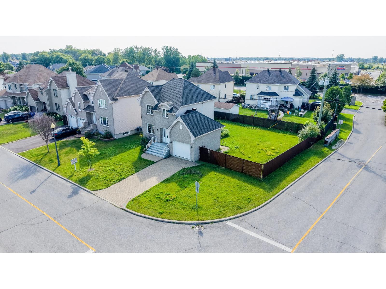 88 Rue du Beau-Rivage Vaudreuil-Dorion Quebec Canada J7V9X3 3