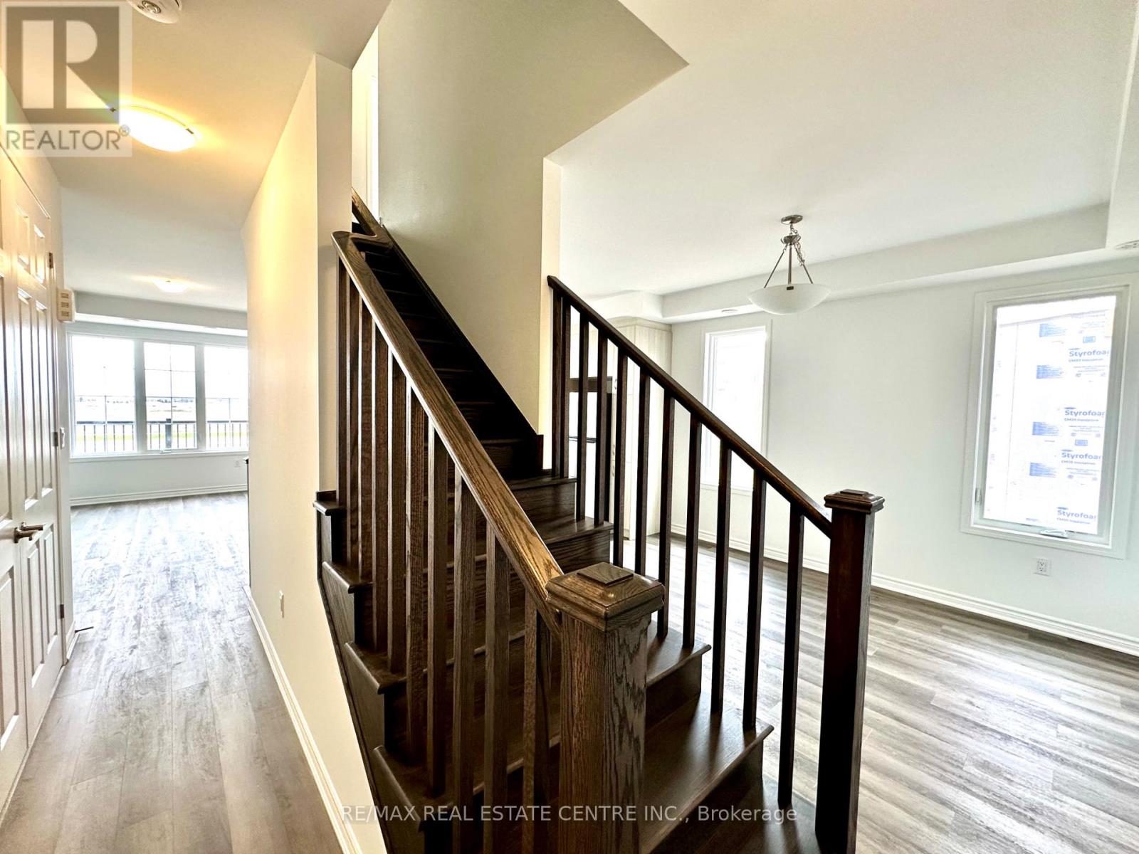 119 Pearen Lane, Barrie, Ontario  L9J 0G5 - Photo 17 - S13631260