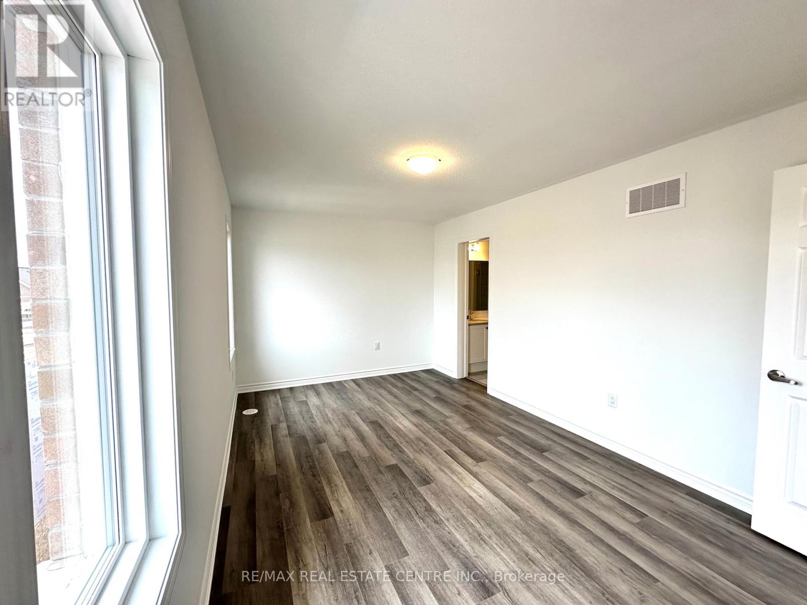 119 Pearen Lane, Barrie, Ontario  L9J 0G5 - Photo 27 - S13631260