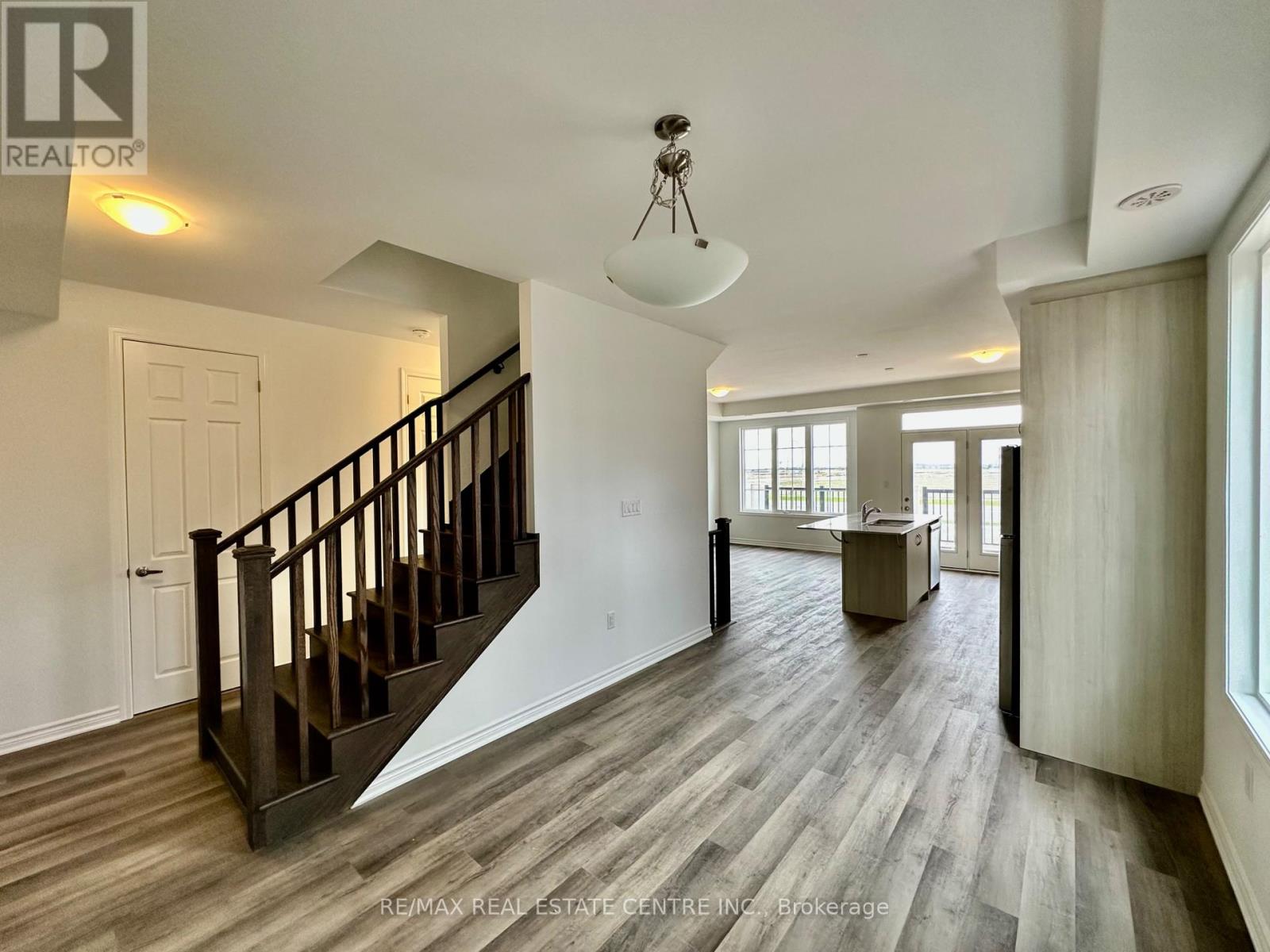 119 Pearen Lane, Barrie, Ontario  L9J 0G5 - Photo 9 - S13631260